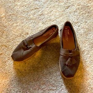 Grayish brown Toms. Size 8. Never worn.